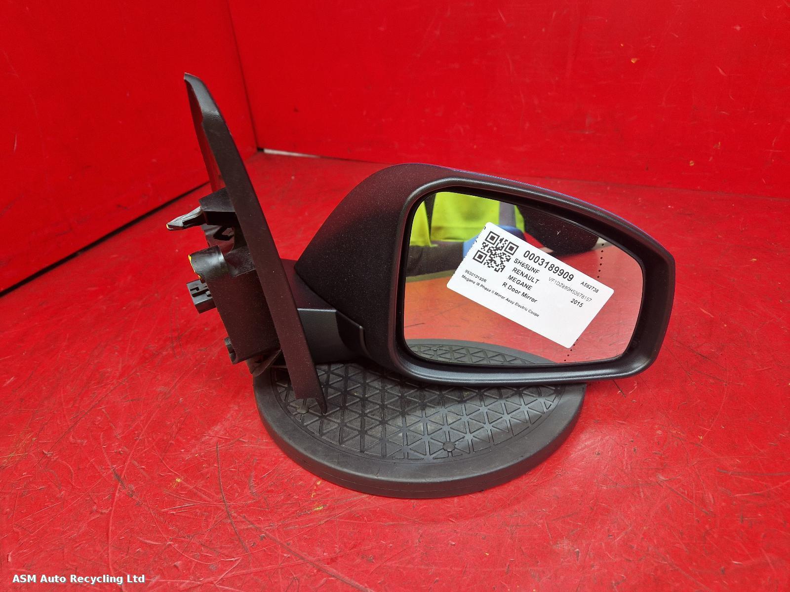 View Auto part R Door Mirror Renault Megane 2015