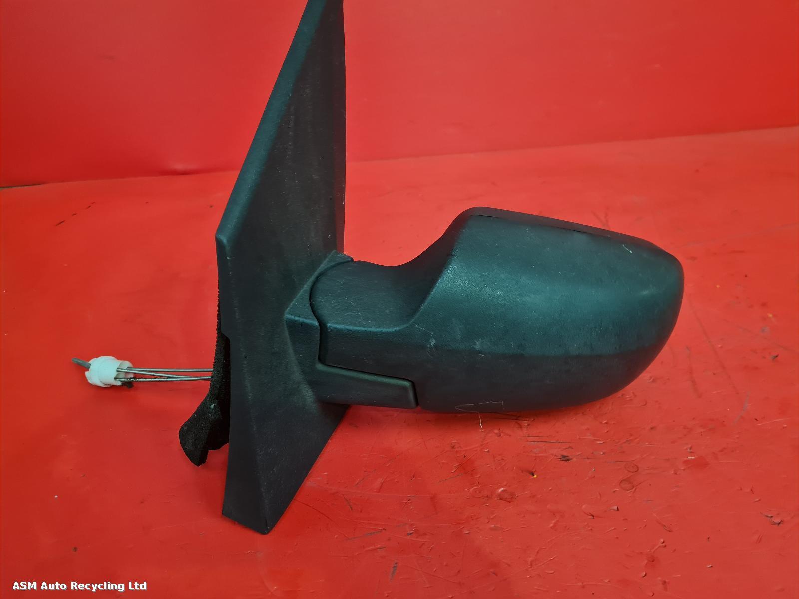 View Auto part L Door Mirror Ford Fiesta 2005