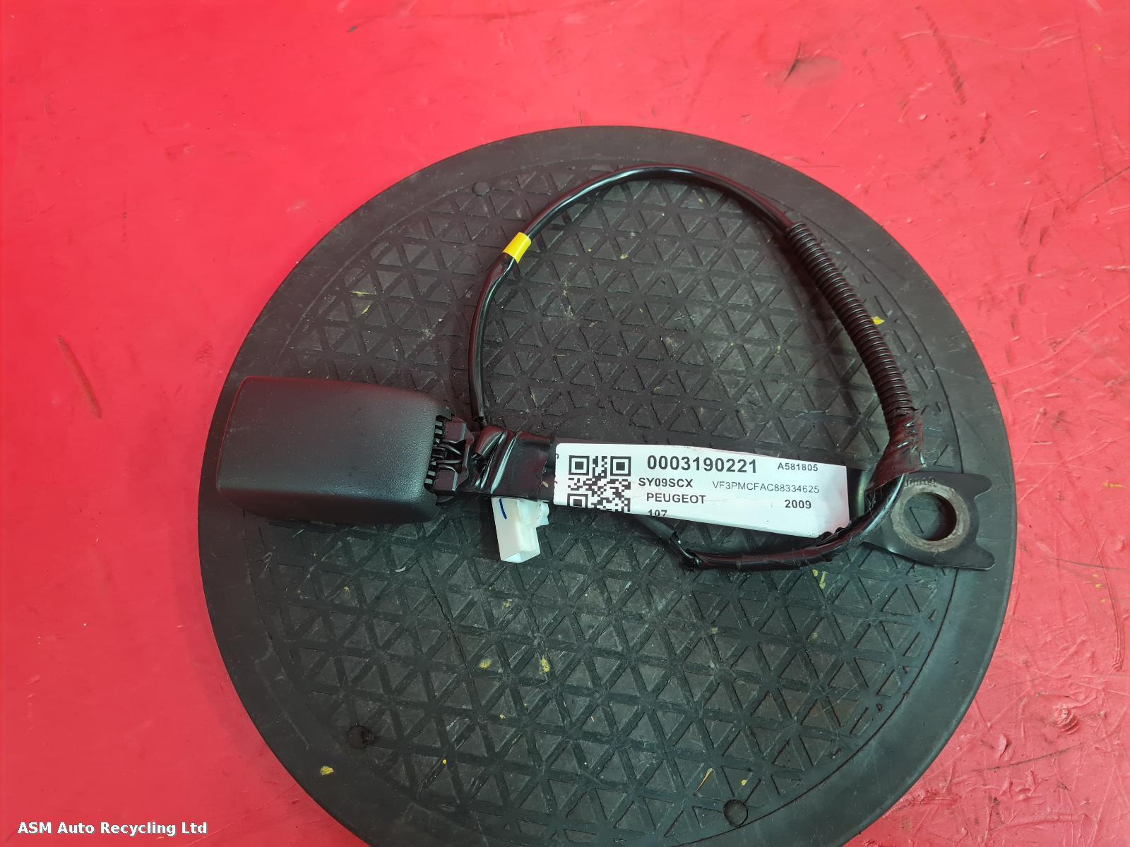 View Auto part Seat Belt Peugeot 107 2009