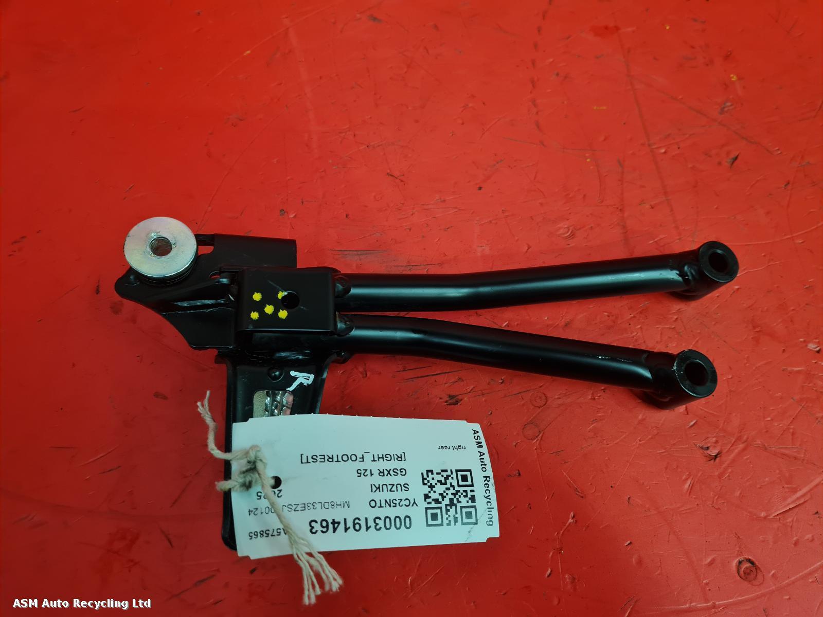View Auto part Right Footrest Suzuki Gsxr 125 2025