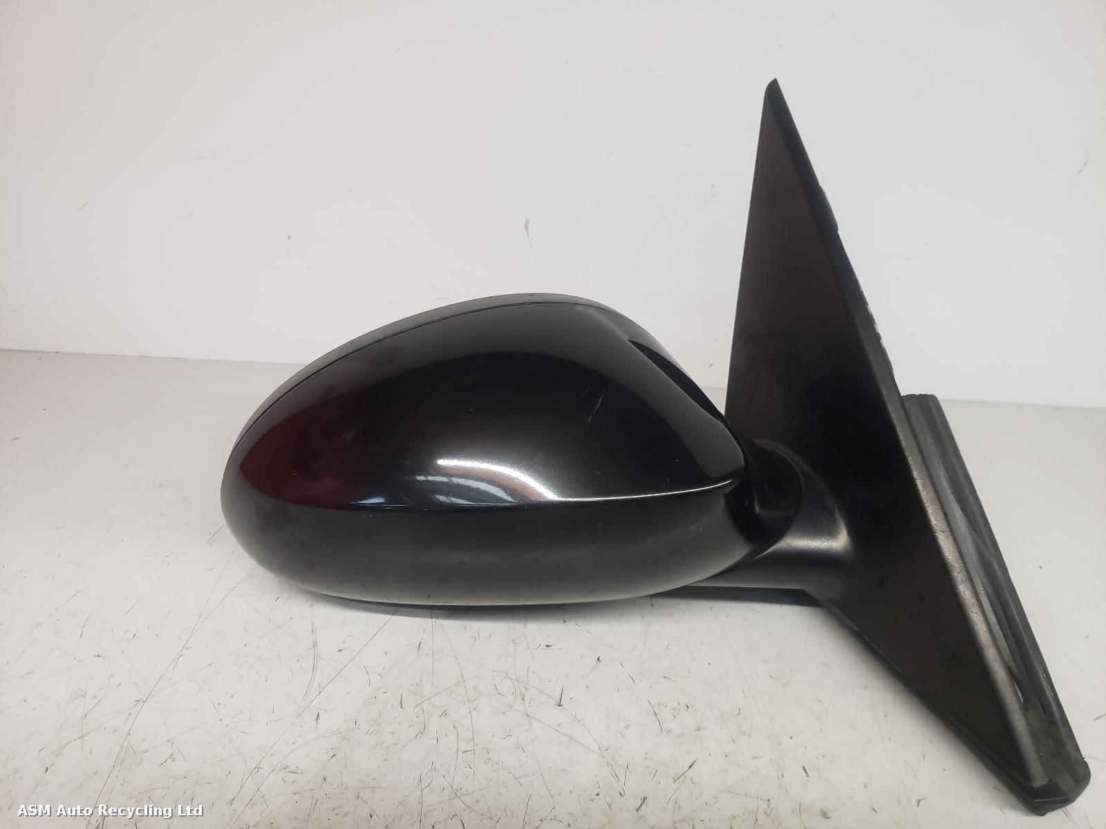 View Auto part R Door Mirror Bmw 1 Series 2005