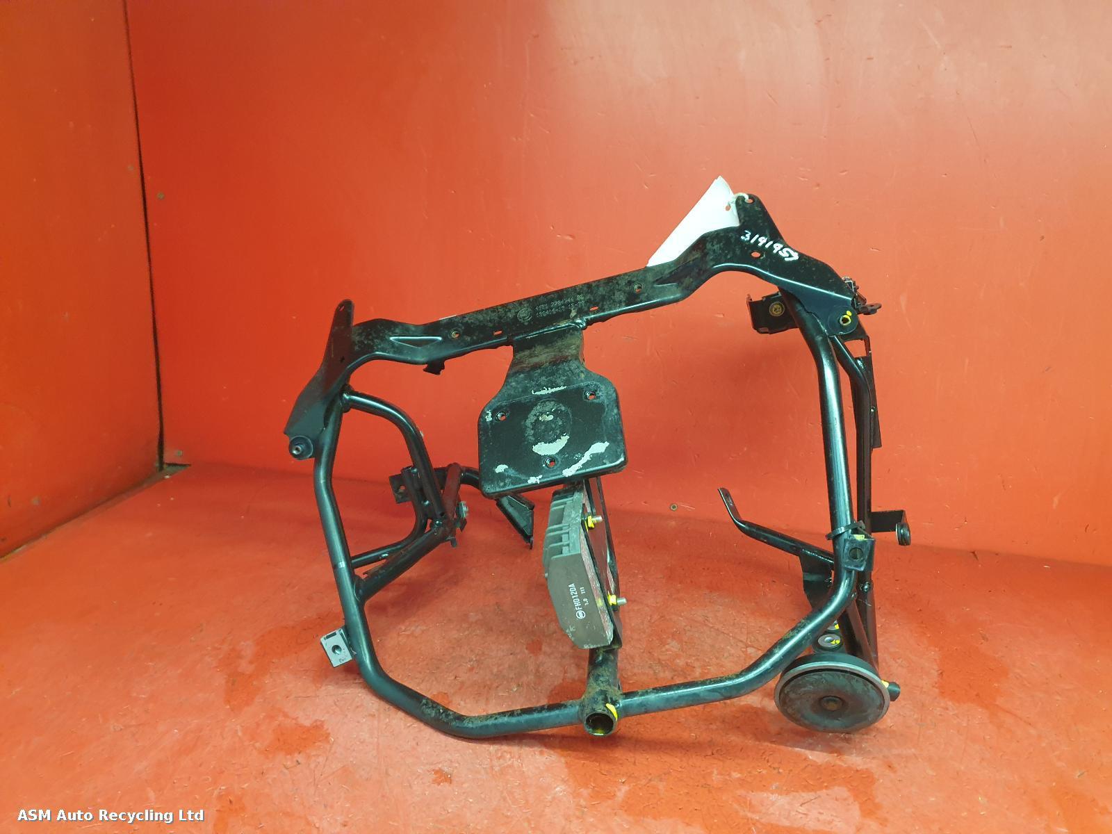 View Auto part Headlight Bracket Right Bmw C600 Sport 2012