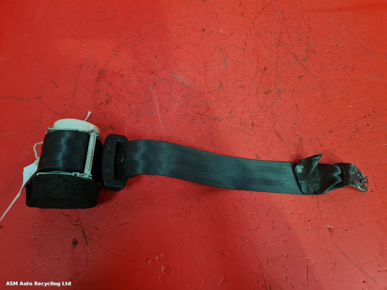 View Auto part Seat Belt Ford Fiesta 2009