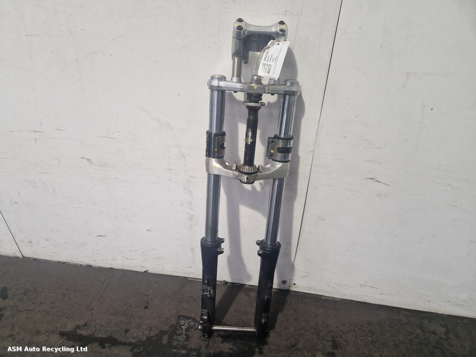 View Auto part FORKS Yamaha Vmax 1996