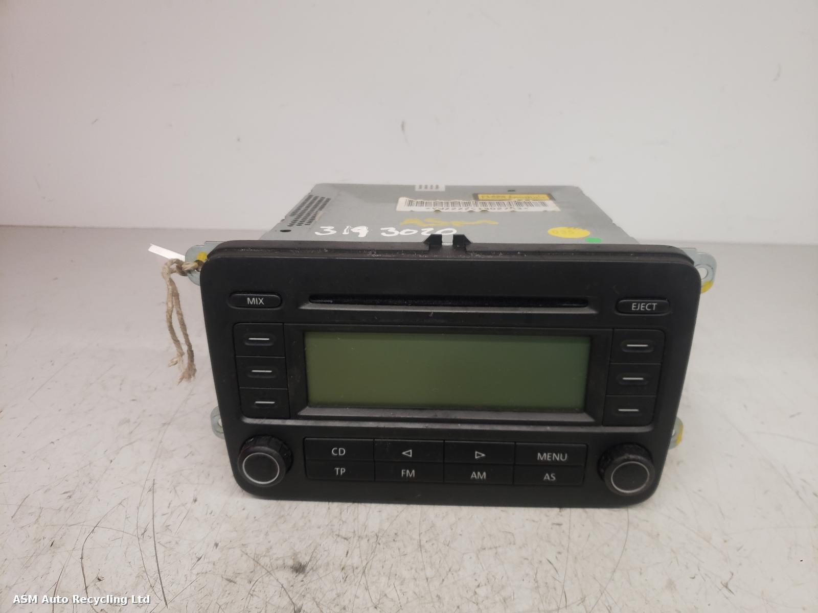 View Auto part A/V Equipment Volkswagen Golf 2004