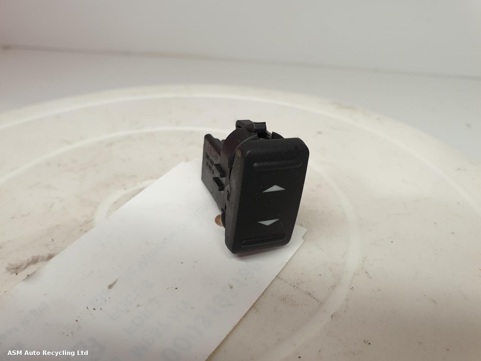 View Auto part Elect. Window Switch Ford Focus 2007