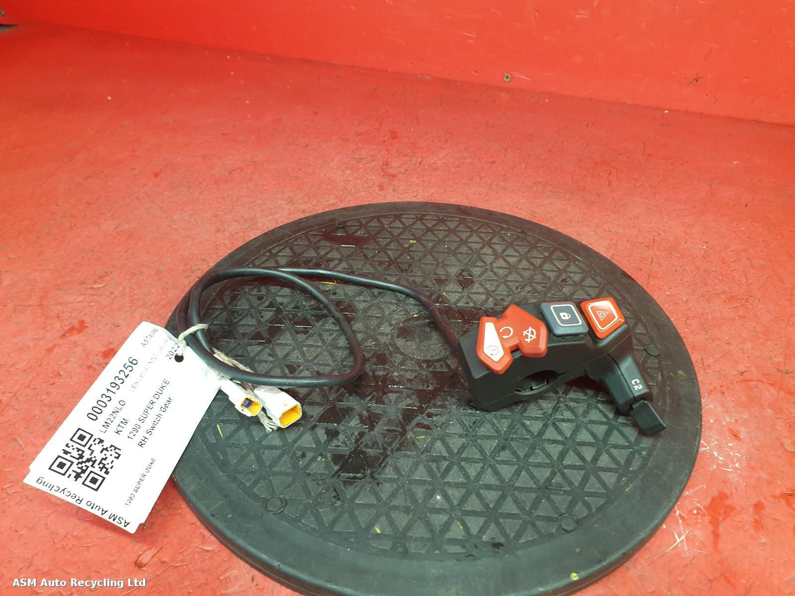 View Auto part RH Switch Gear Ktm 1290 Super Duke Gt 2022