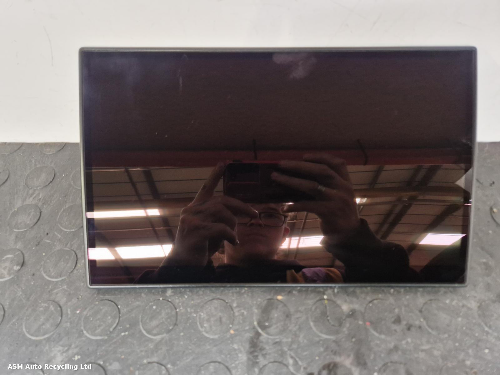 View Auto part Radio Display Jaguar F-pace 2023