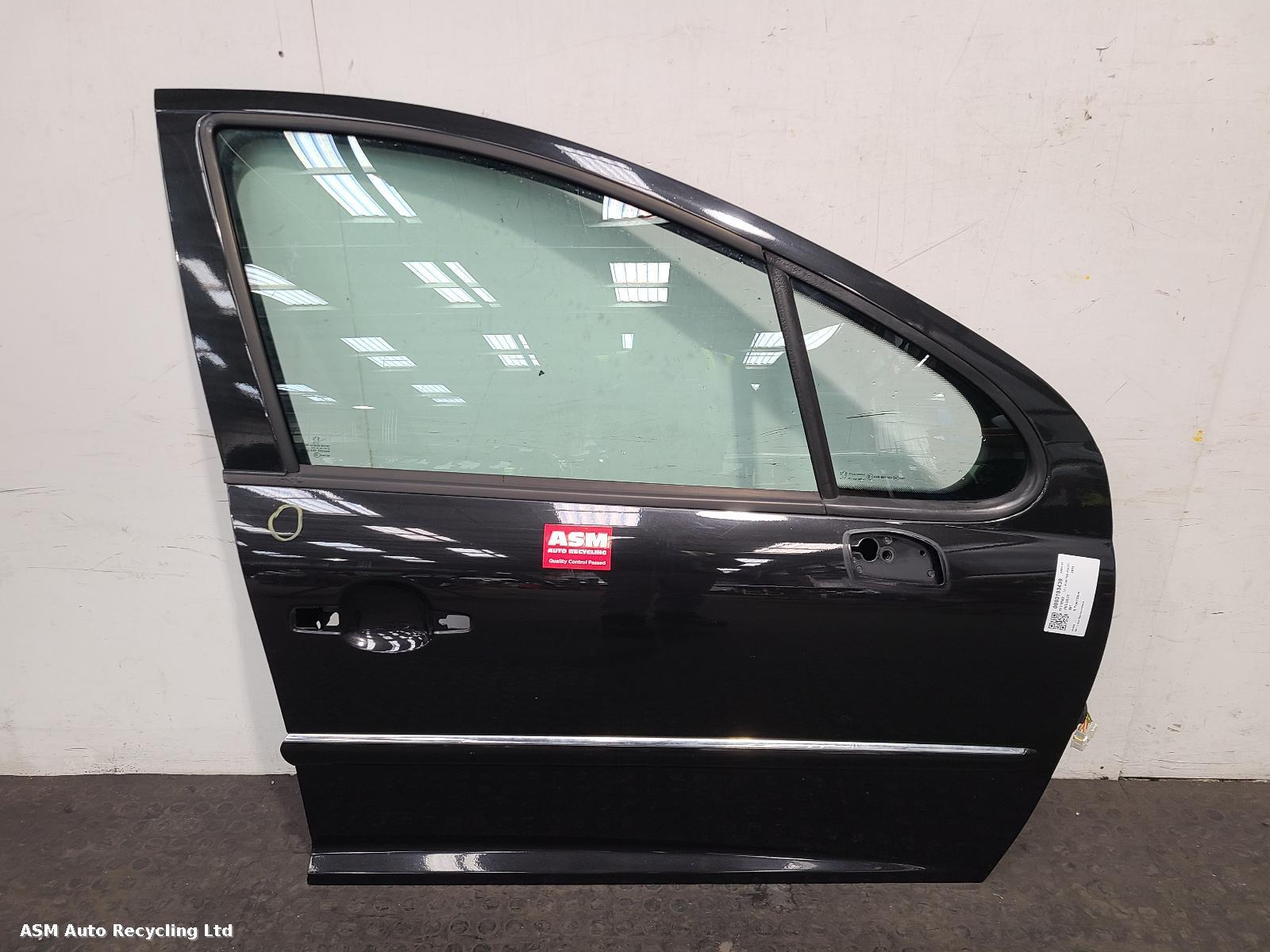 View Auto part R Front Door Peugeot 207 2011