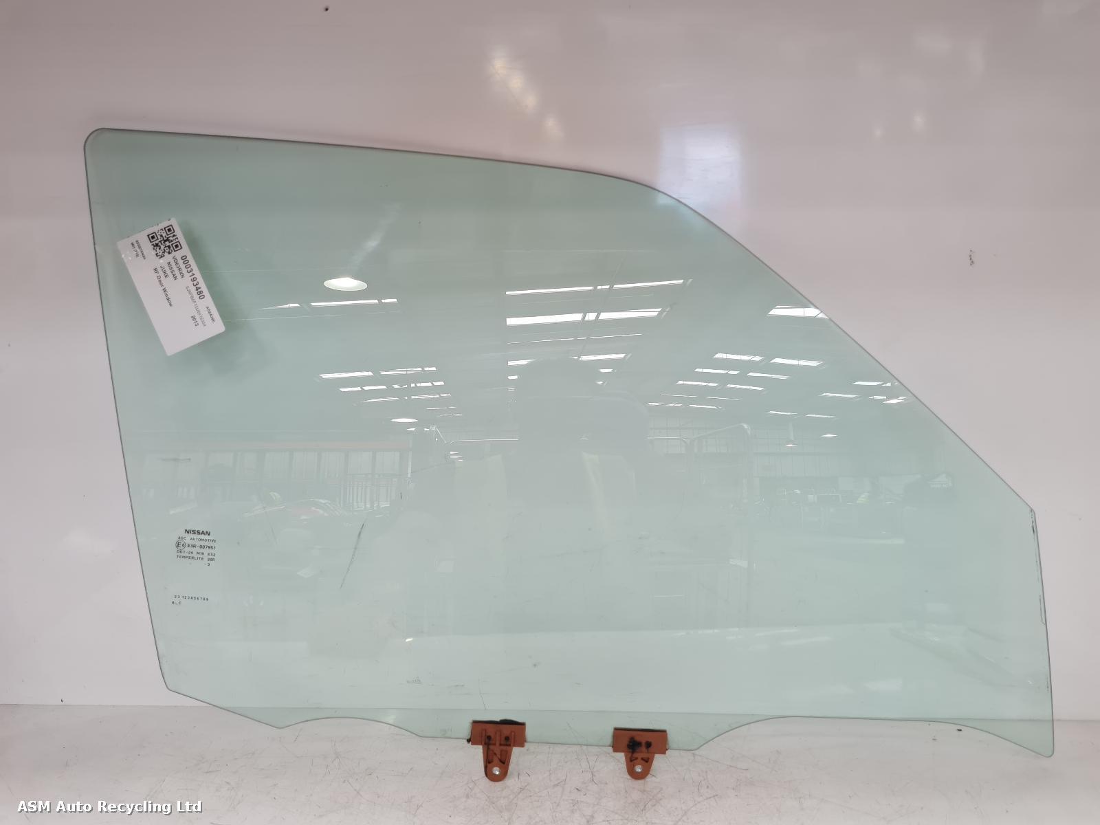 View Auto part RF Door Window Nissan Juke 2013