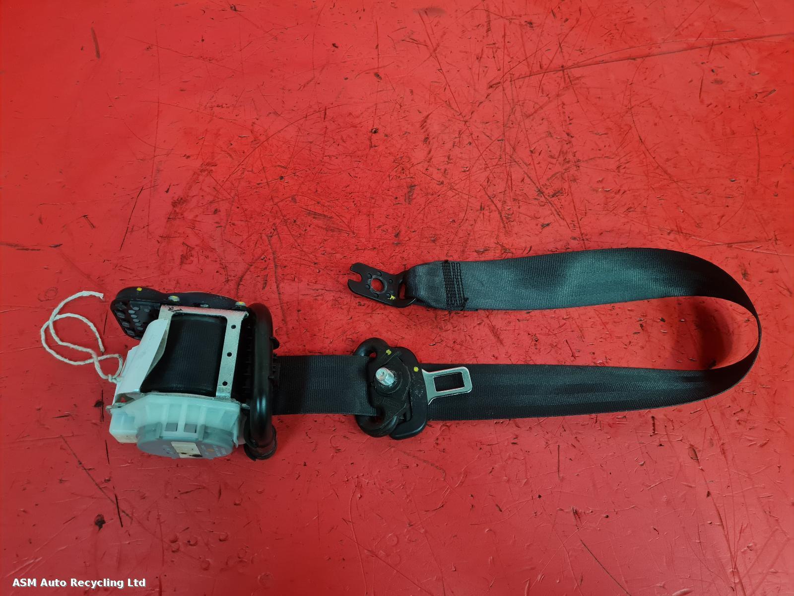 View Auto part Seat Belt Skoda Octavia 2013