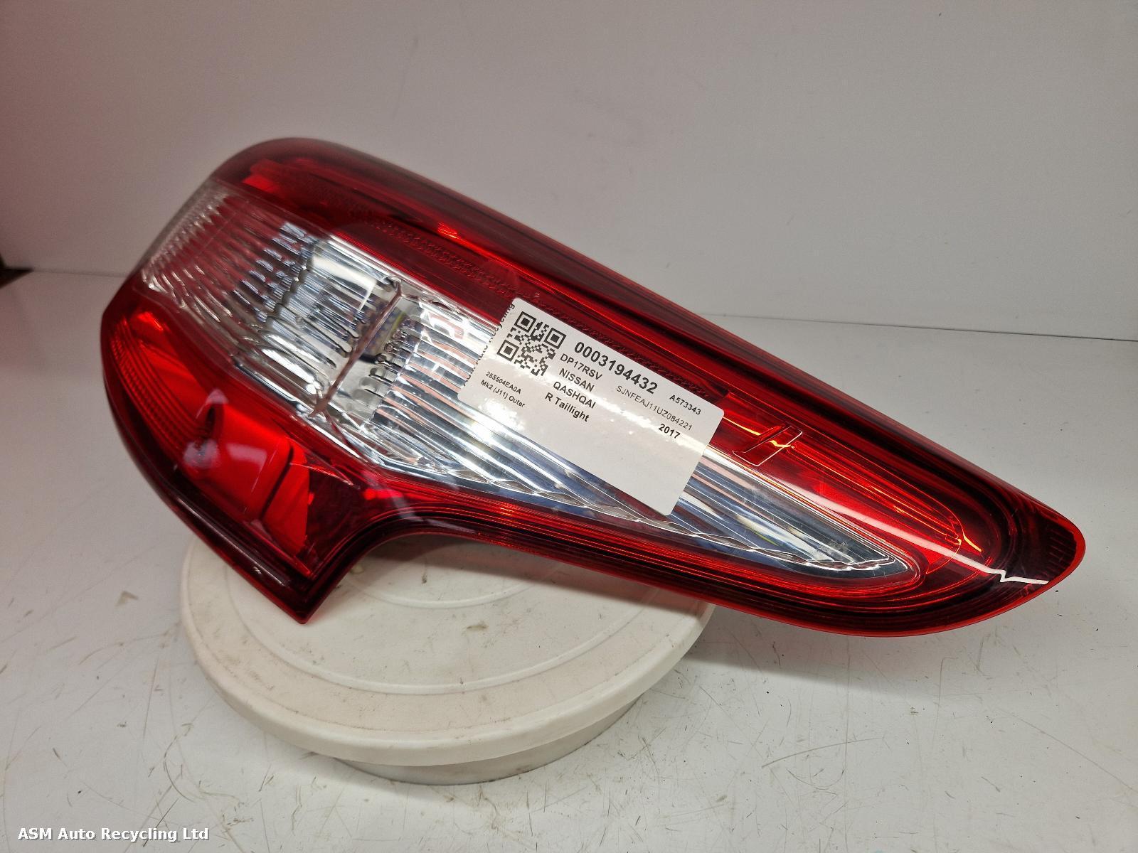 View Auto part R Taillight Nissan Qashqai 2017