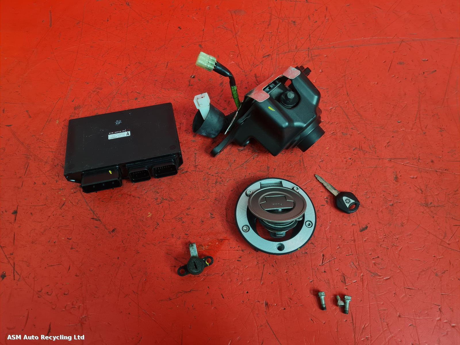 View Auto part Comp.Lock Set + Keys Yamaha Mt-09 2021