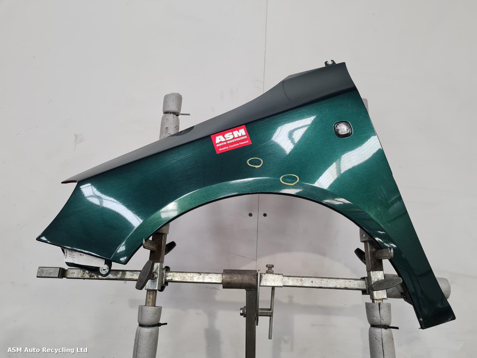 View Auto part L Wing Skoda Fabia 2009