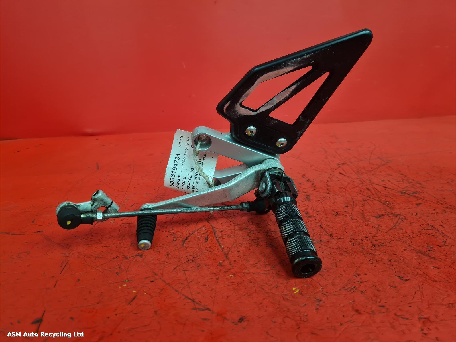 View Auto part Left Footrest Suzuki Gsxr 600 K2 2002