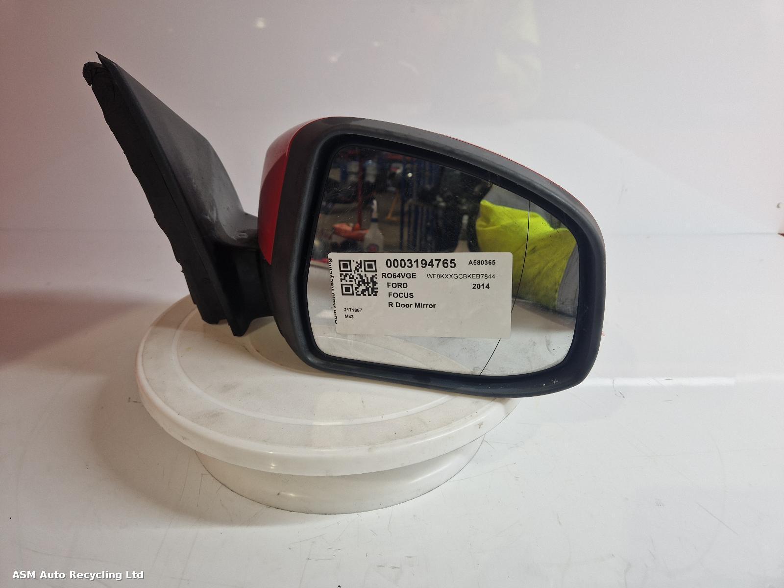 View Auto part R Door Mirror Ford Focus 2014