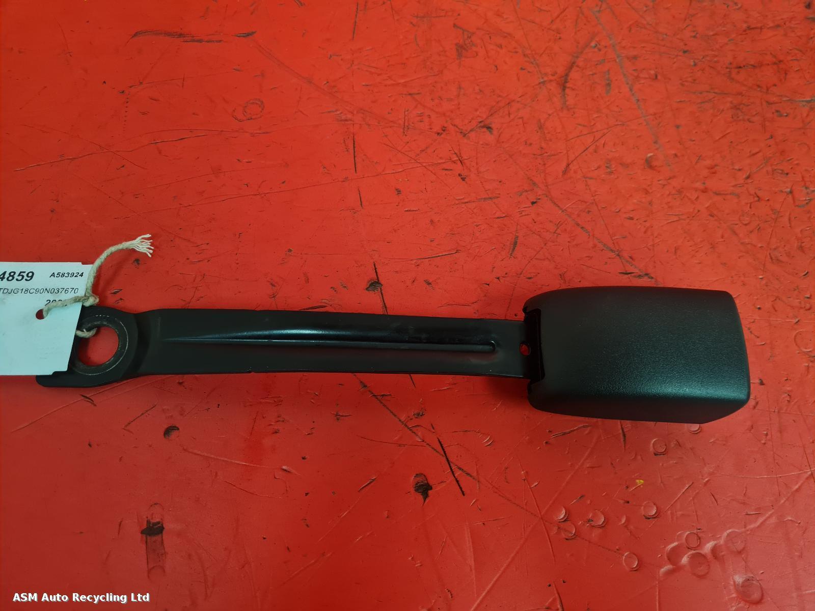 View Auto part Seat Belt Toyota Aygo 2006
