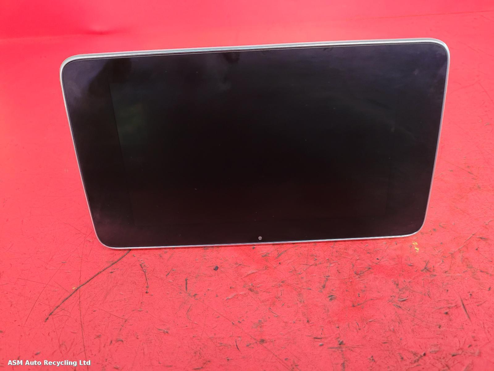 View Auto part Radio Display Mercedes C Class 2016