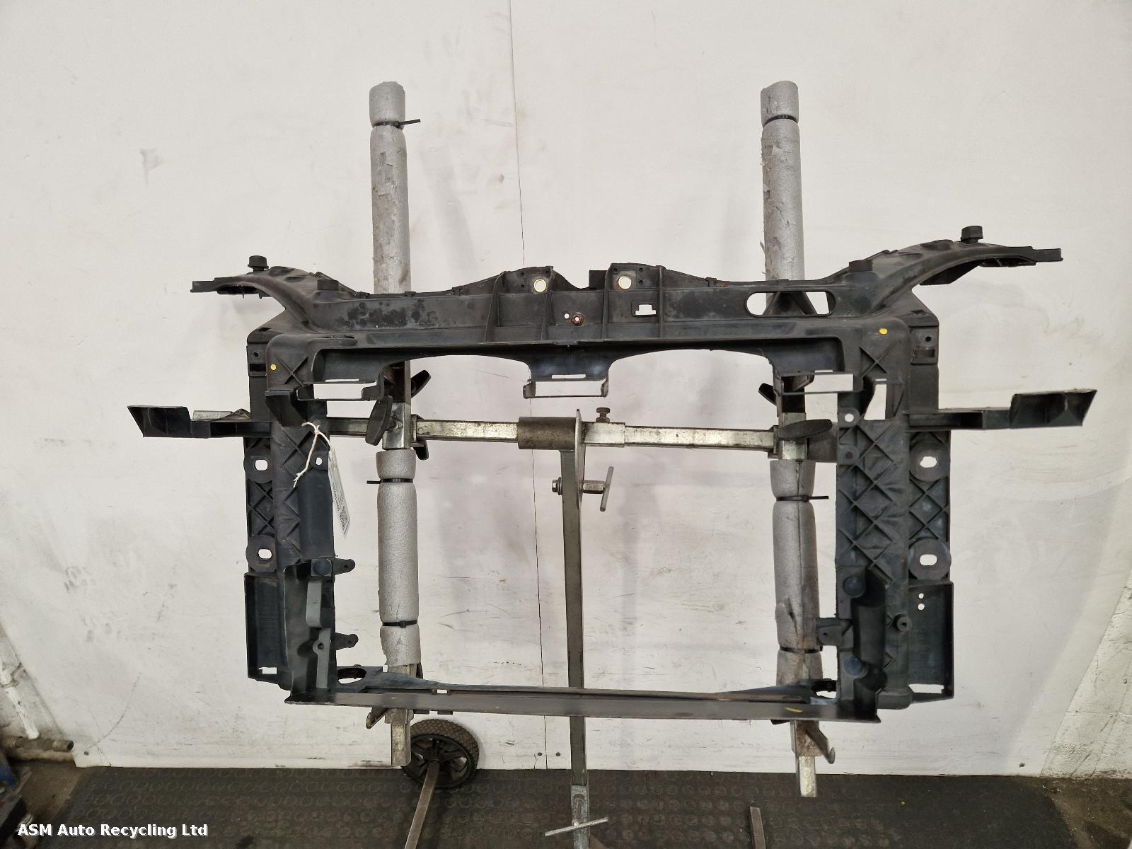 View Auto part Front Panel Ford Fiesta 2009