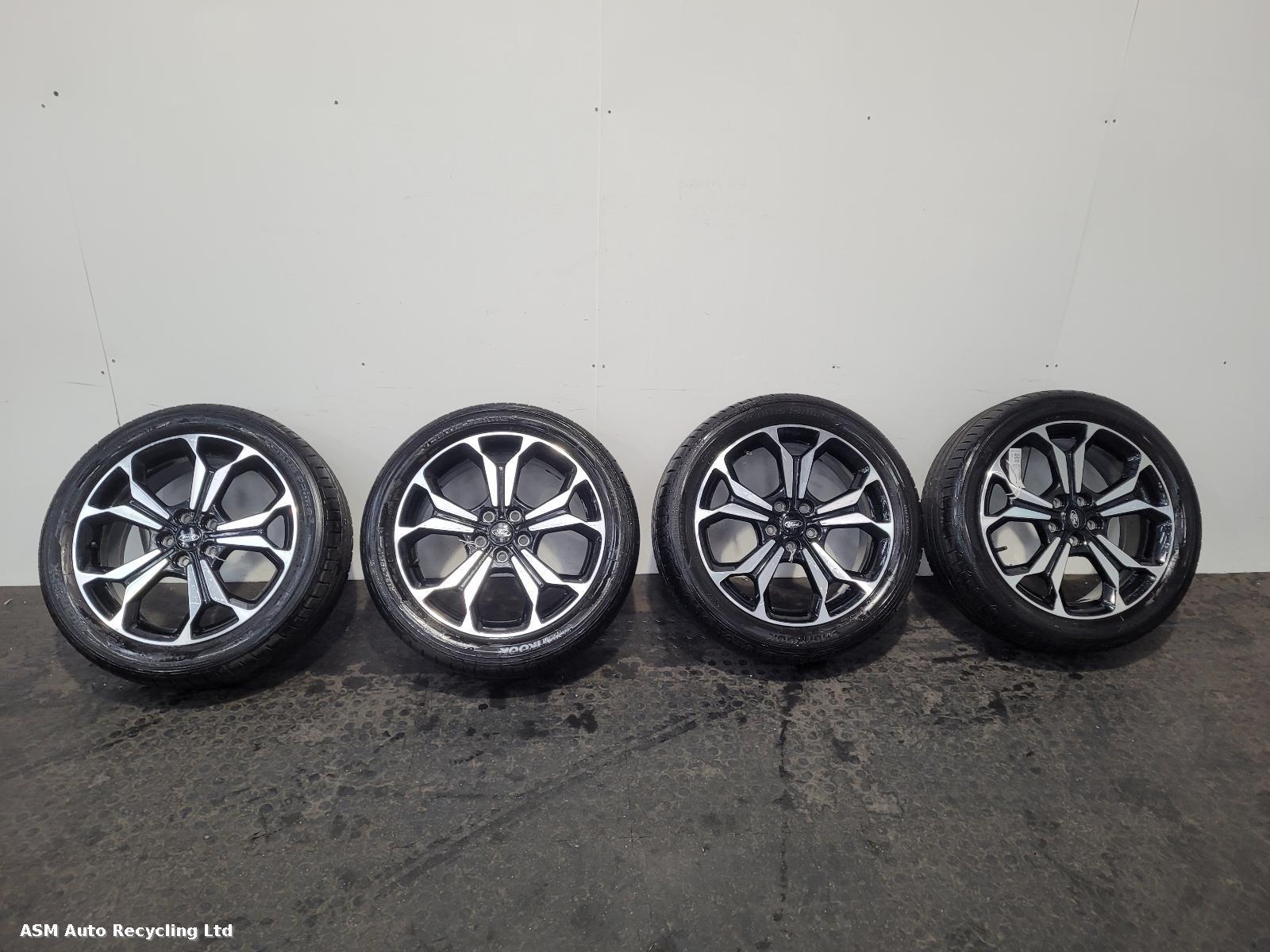 View Auto part Wheel Set Ford Focus Active 2019