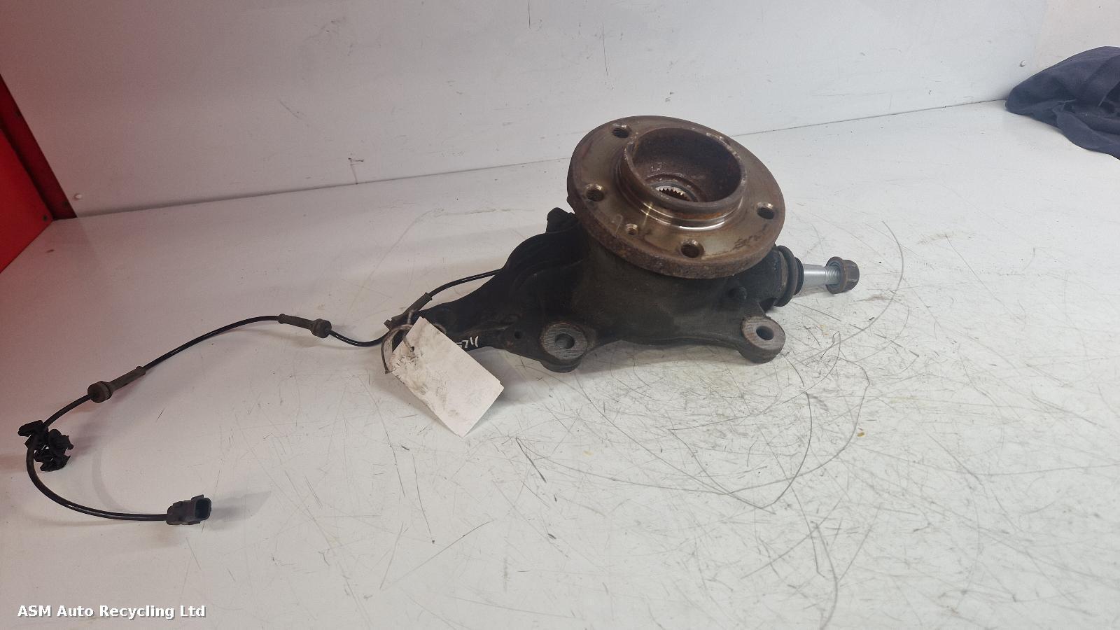 View Auto part LF Hub/Stub Axle Assembly Renault Master 2023