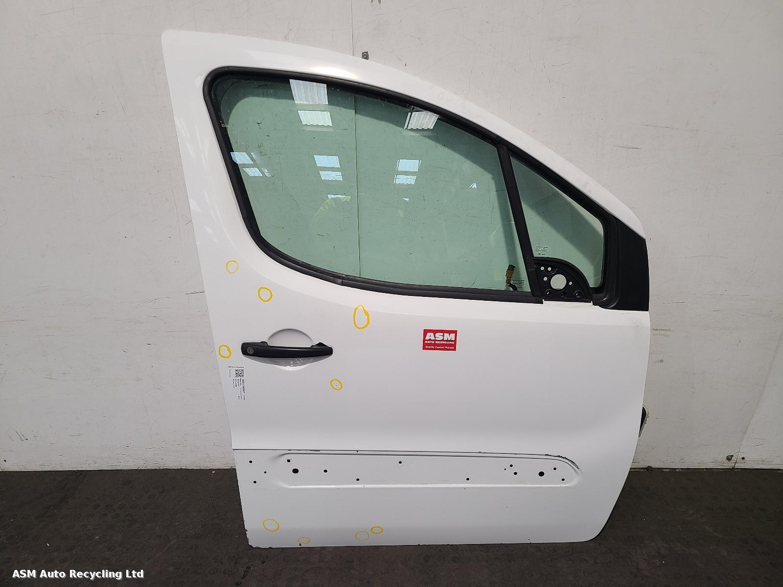 View Auto part R Front Door Citroen Berlingo 2014