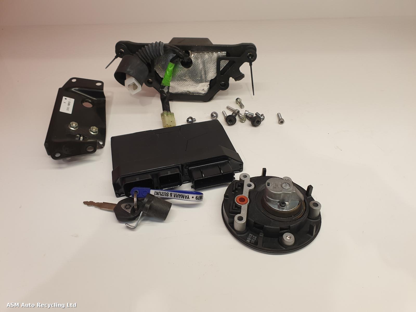 View Auto part Comp.Lock Set + Keys Yamaha Mt-09 Sp 2023