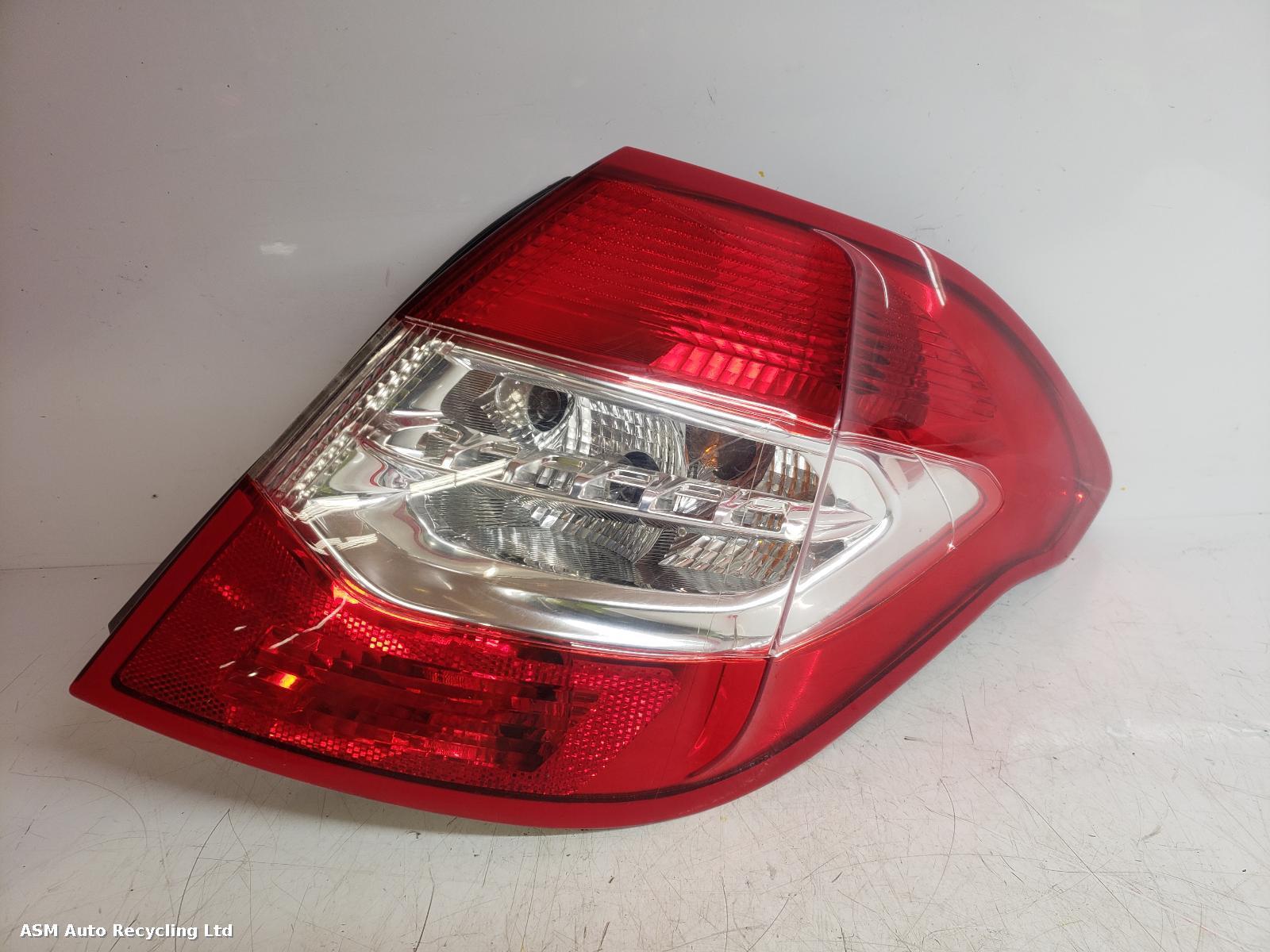 View Auto part R Taillight Citroen C4 2013