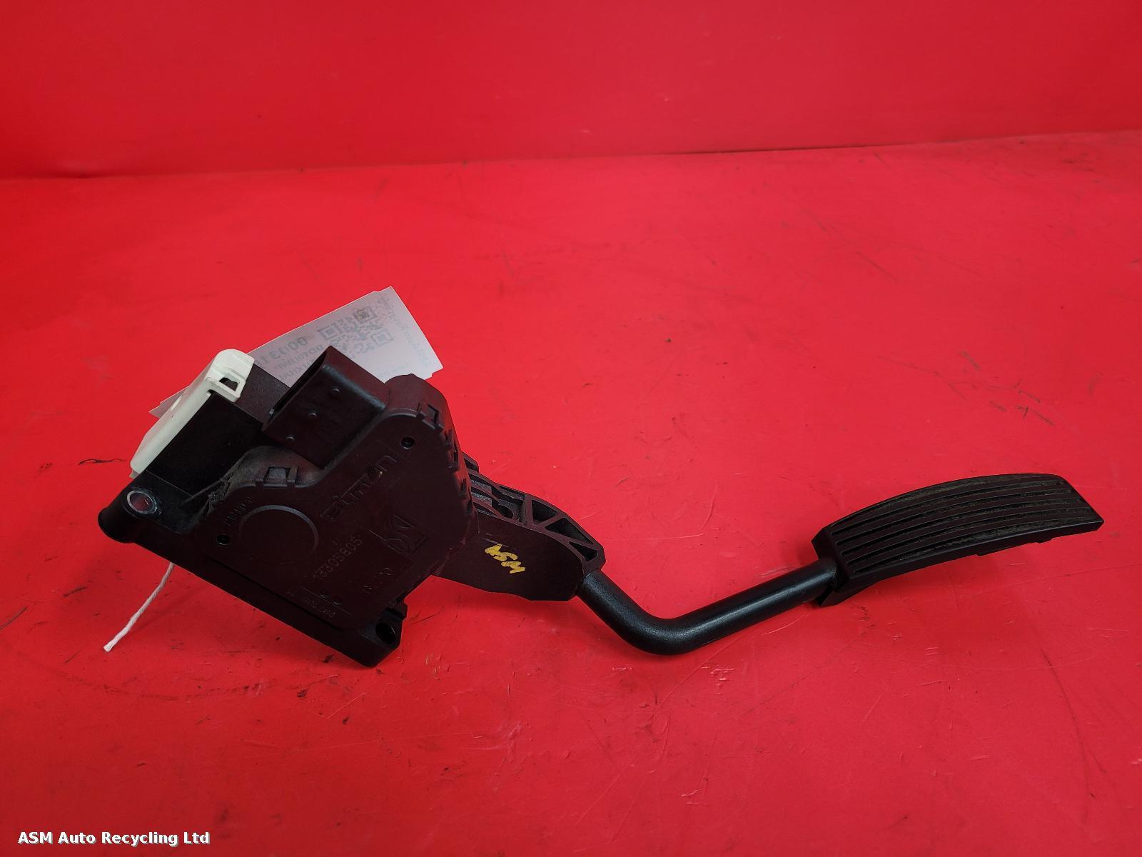 View Auto part Pedal Potentiometer Vauxhall Corsa 2010