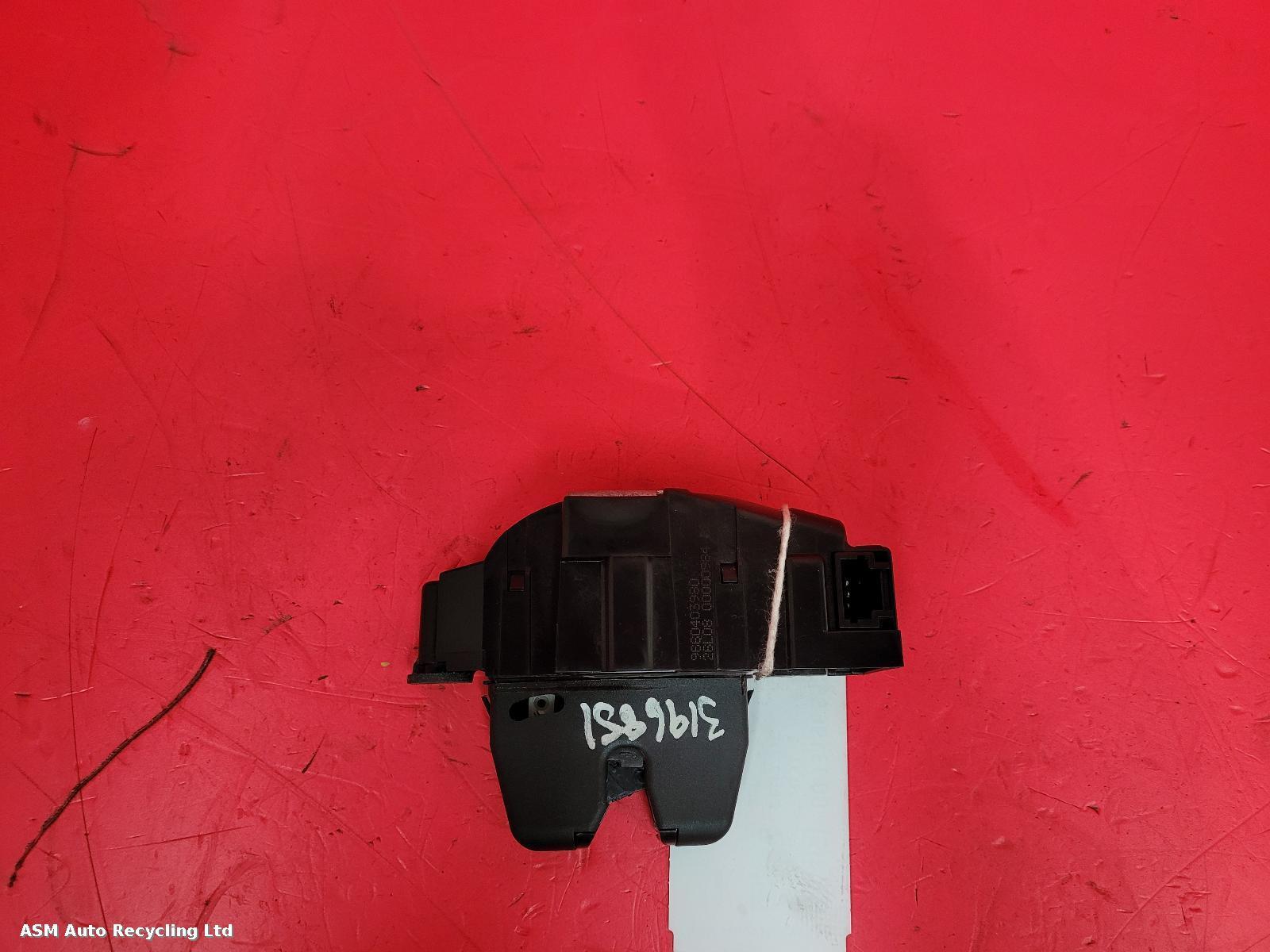 View Auto part Bootlid/Tailgate Lock Peugeot 207 2009