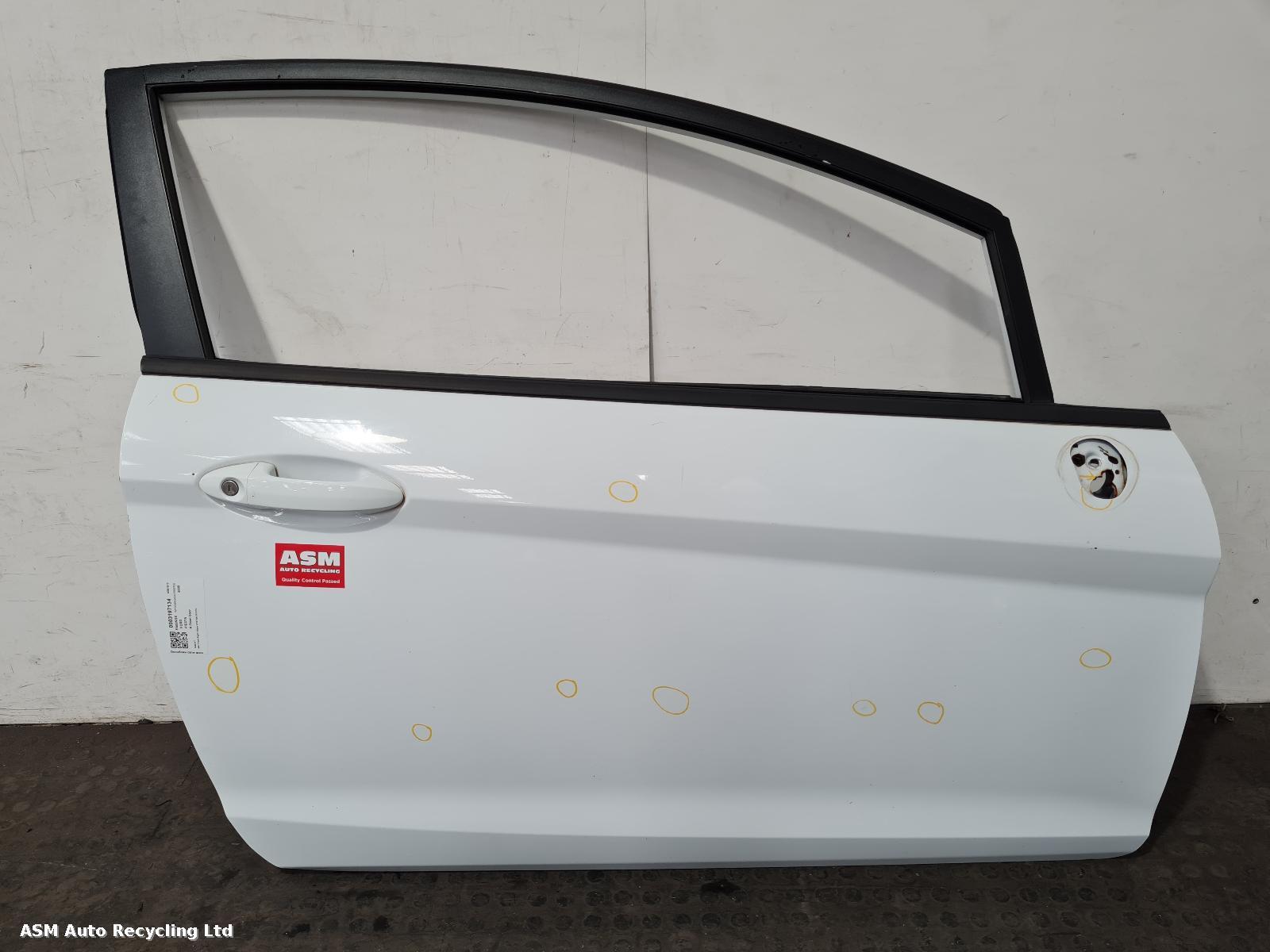 View Auto part R Front Door Ford Fiesta 2009