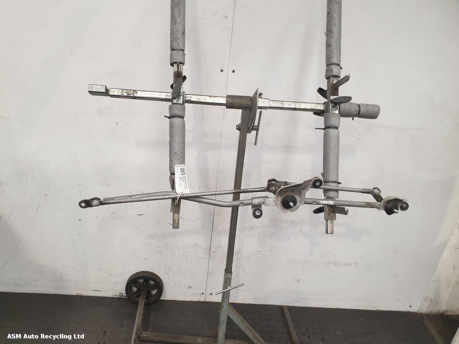 View Auto part Wiper Linkage Nissan Note 2007