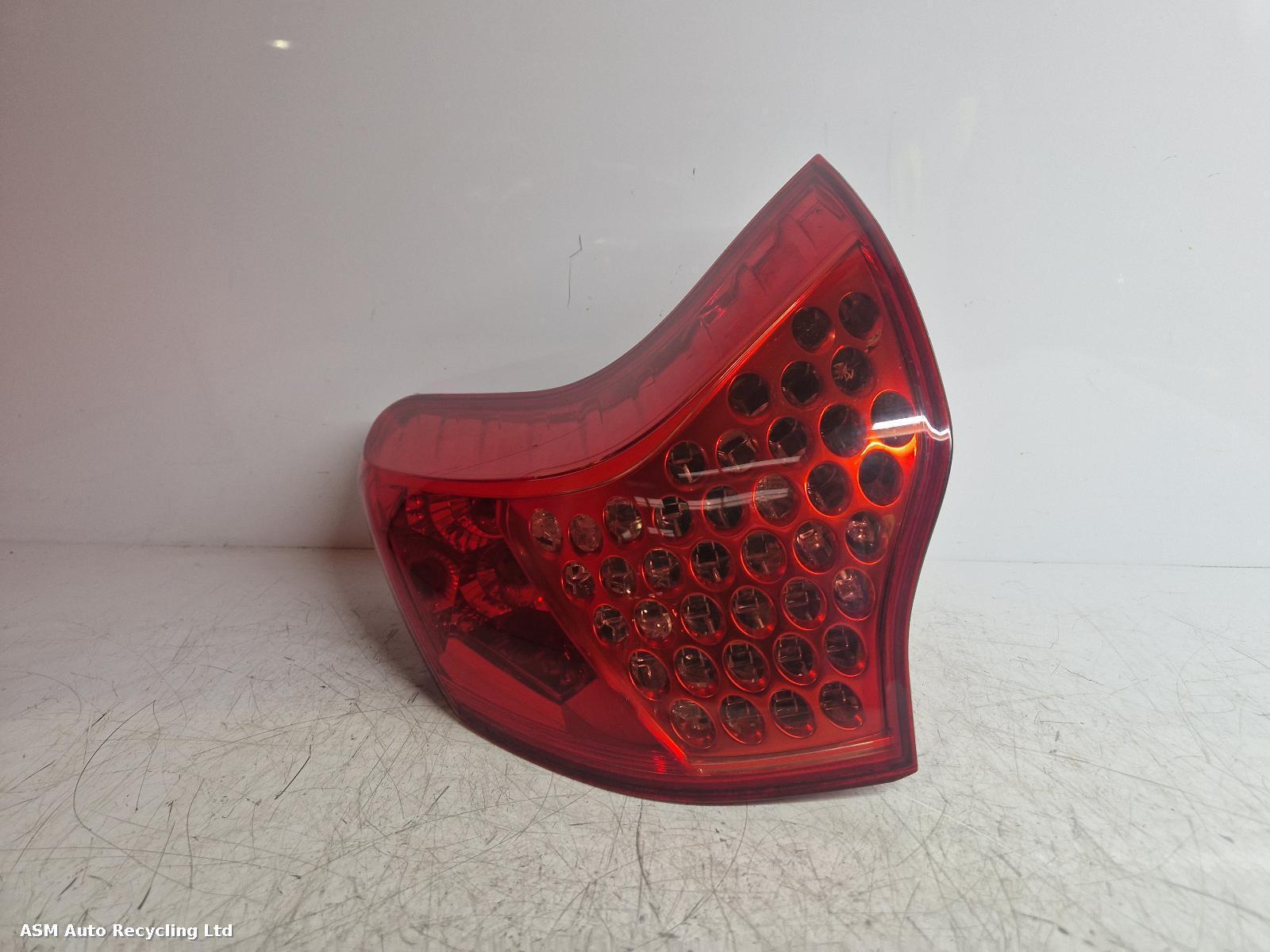 View Auto part R Taillight Peugeot 3008 2011