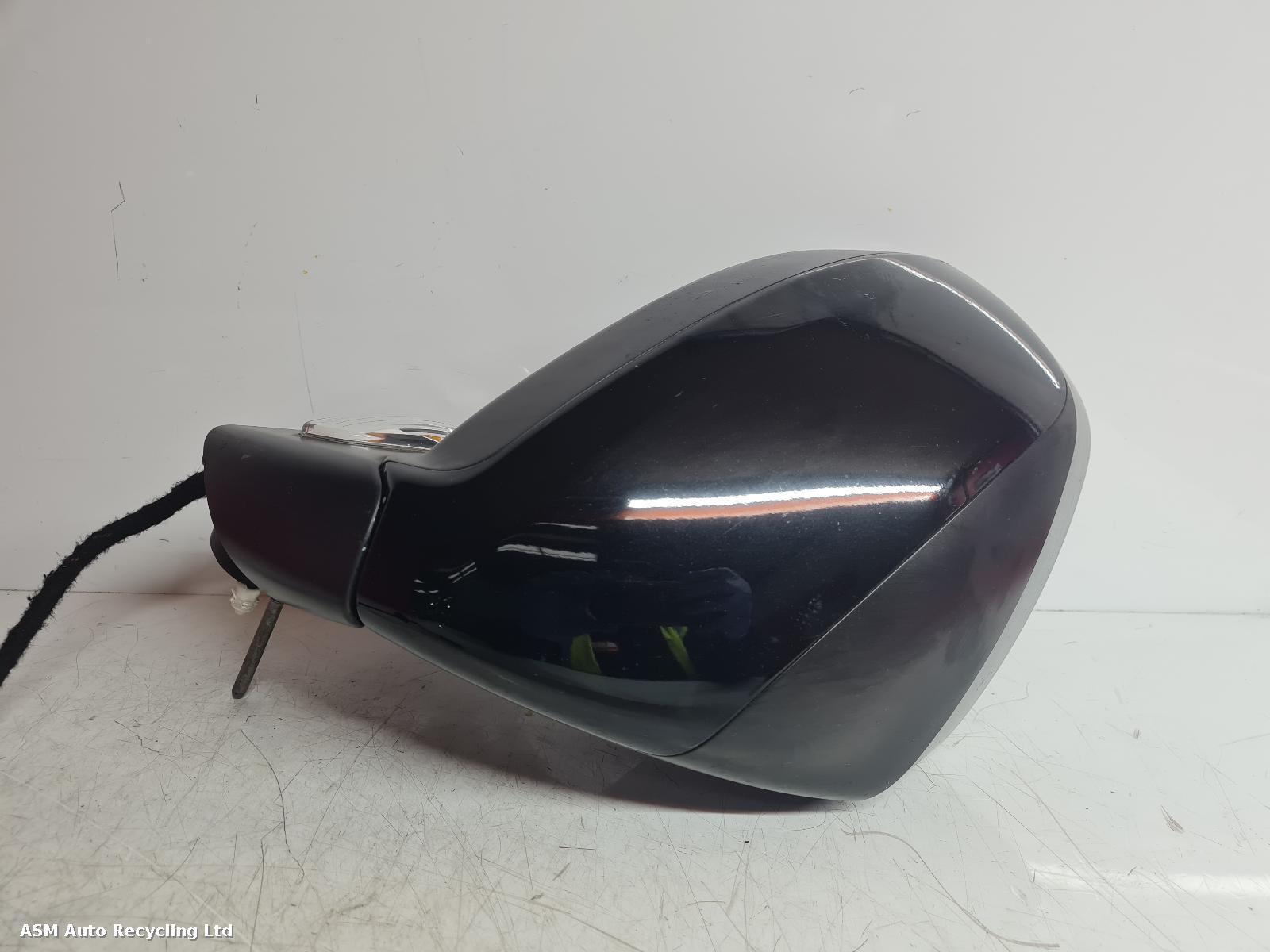 View Auto part R Door Mirror Peugeot 3008 2011