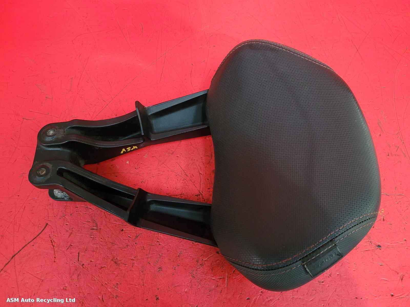 View Auto part 2nd Seat (Rear Seat) Yamaha Yp 2012