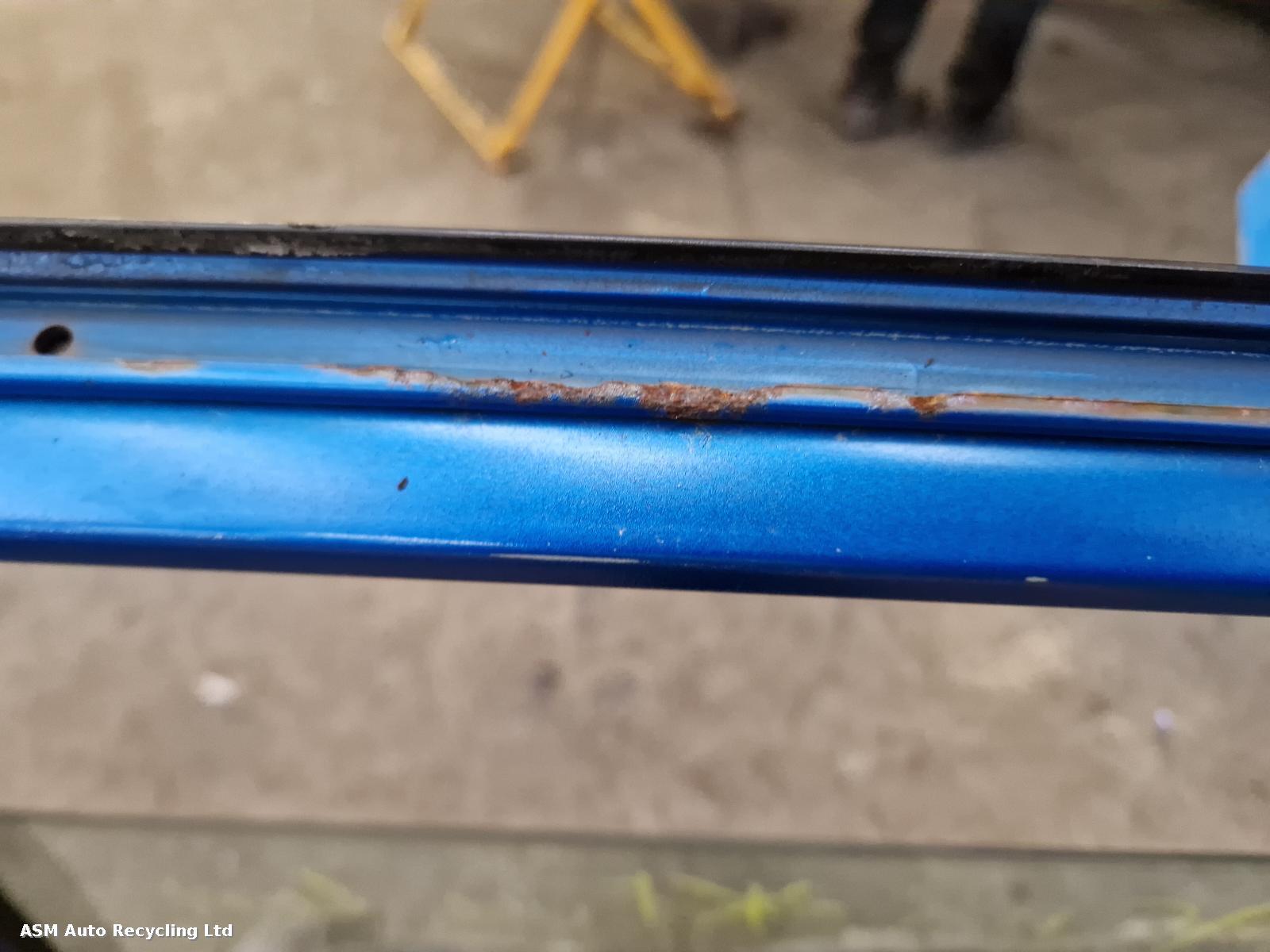 View Auto part R Rear Door Honda Jazz 2005