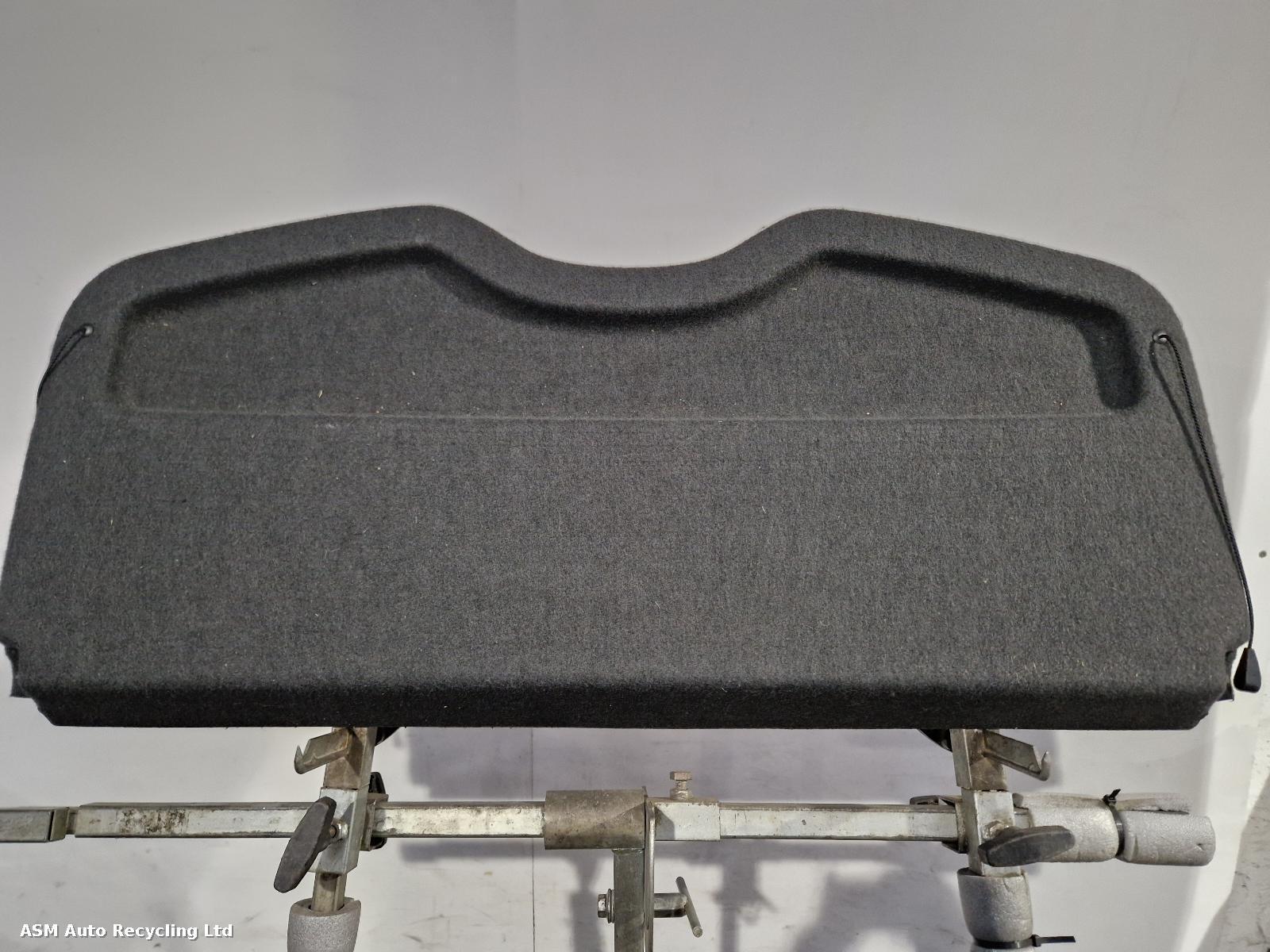 View Auto part Parcel Shelf Renault Clio 2009