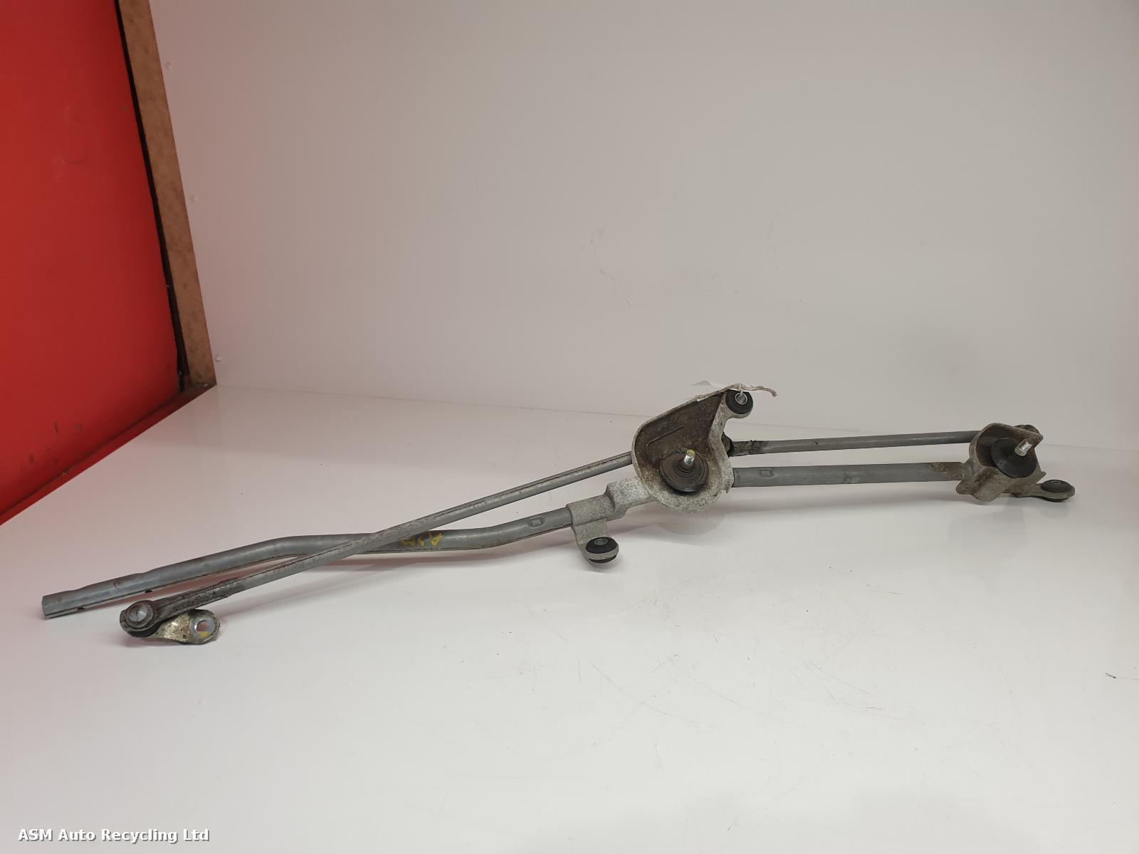View Auto part Wiper Linkage Nissan Note 2010