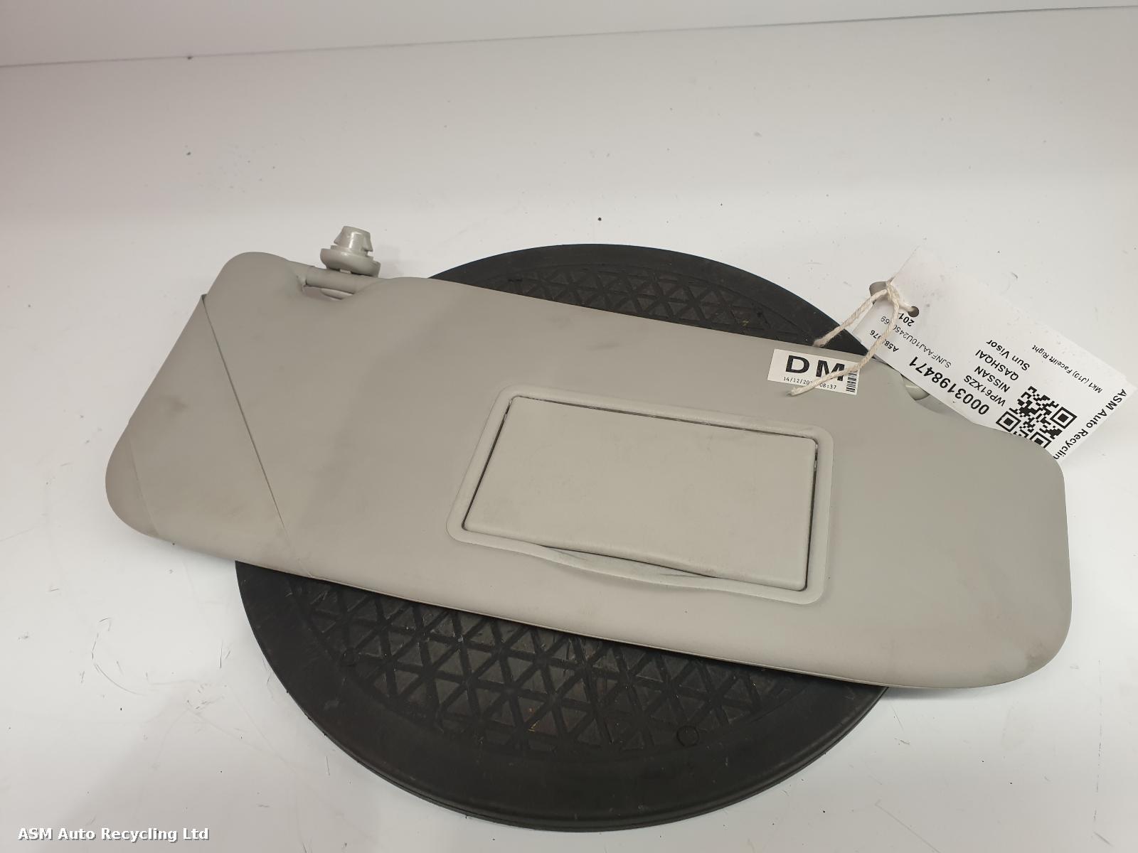 View Auto part Sun visor Nissan Qashqai 2012