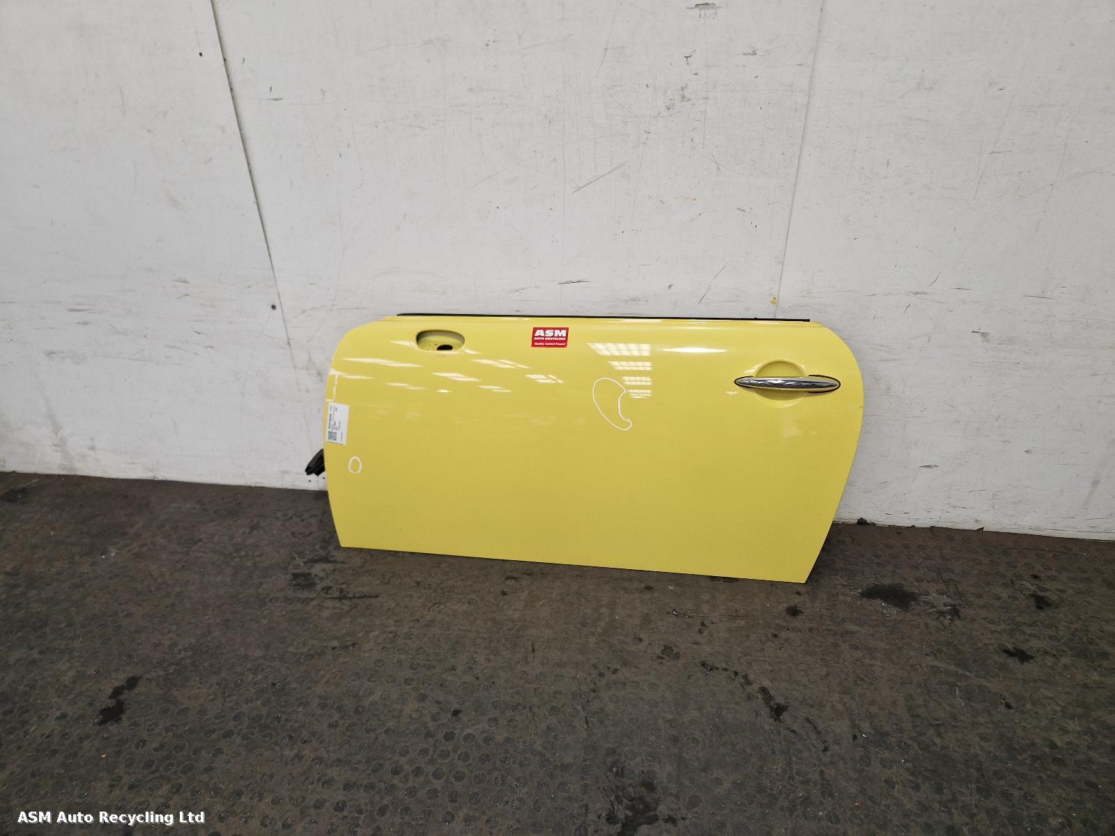View Auto part L Front Door Mini (bmw) Mini 2004