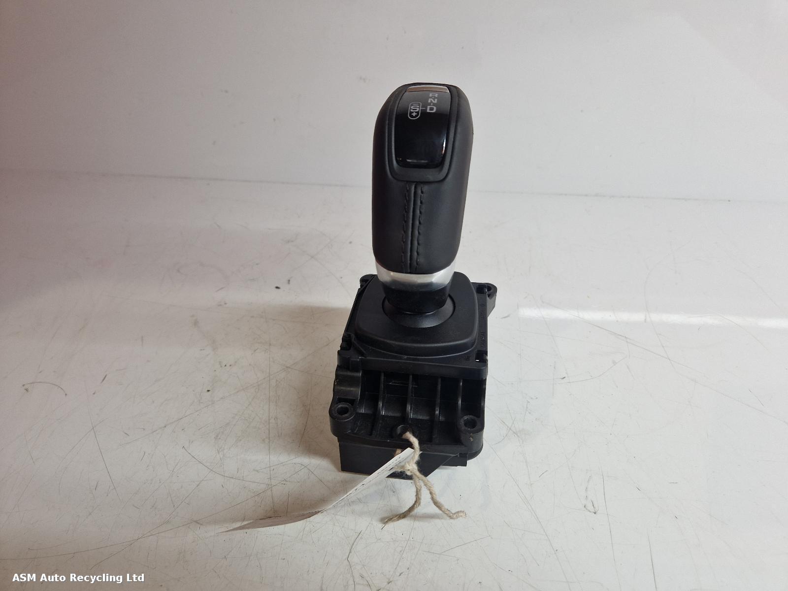 View Auto part Gear Stick/Shifter Land Rover Defender 2024