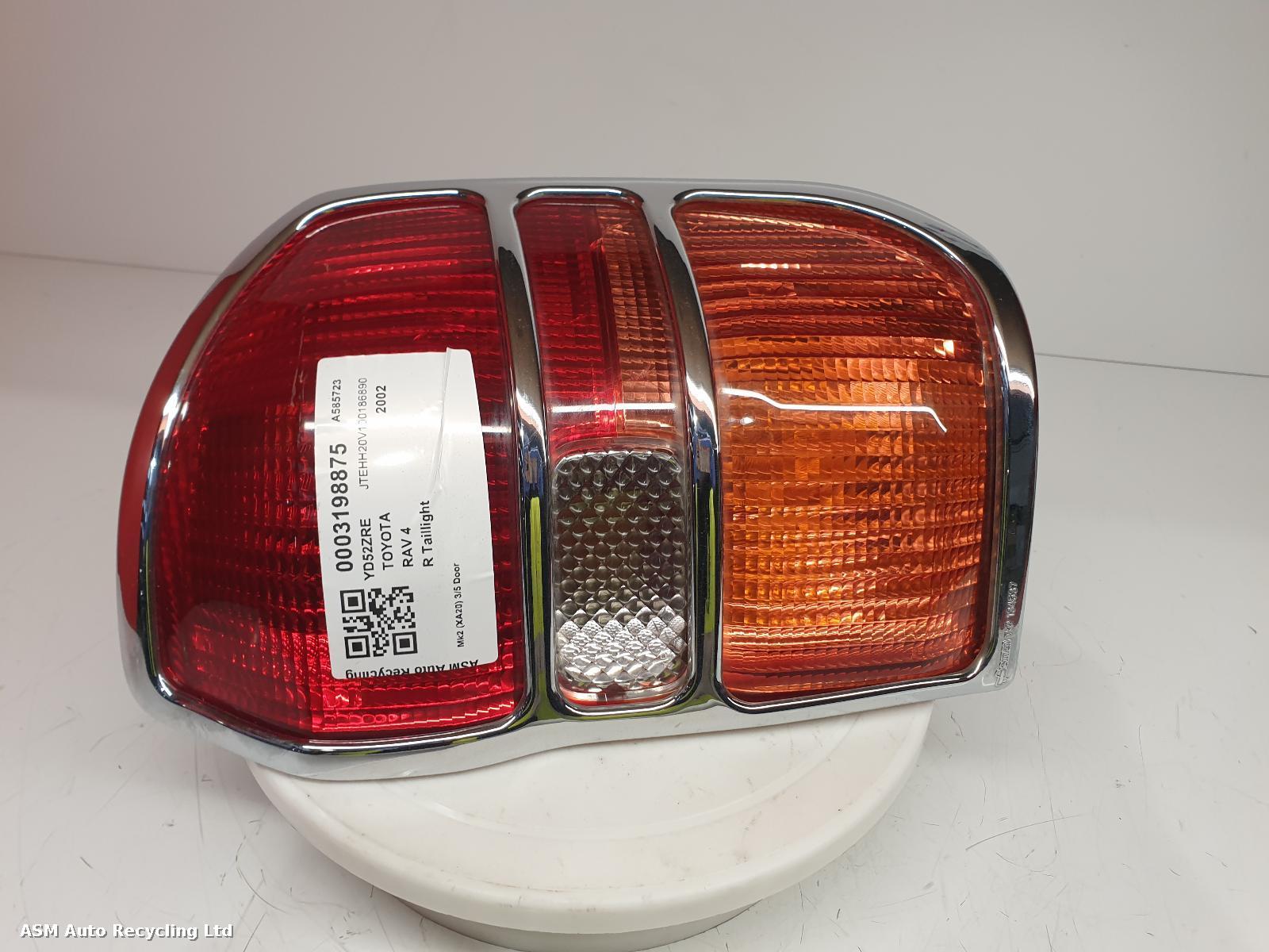 View Auto part R Taillight Toyota Rav 4 2002