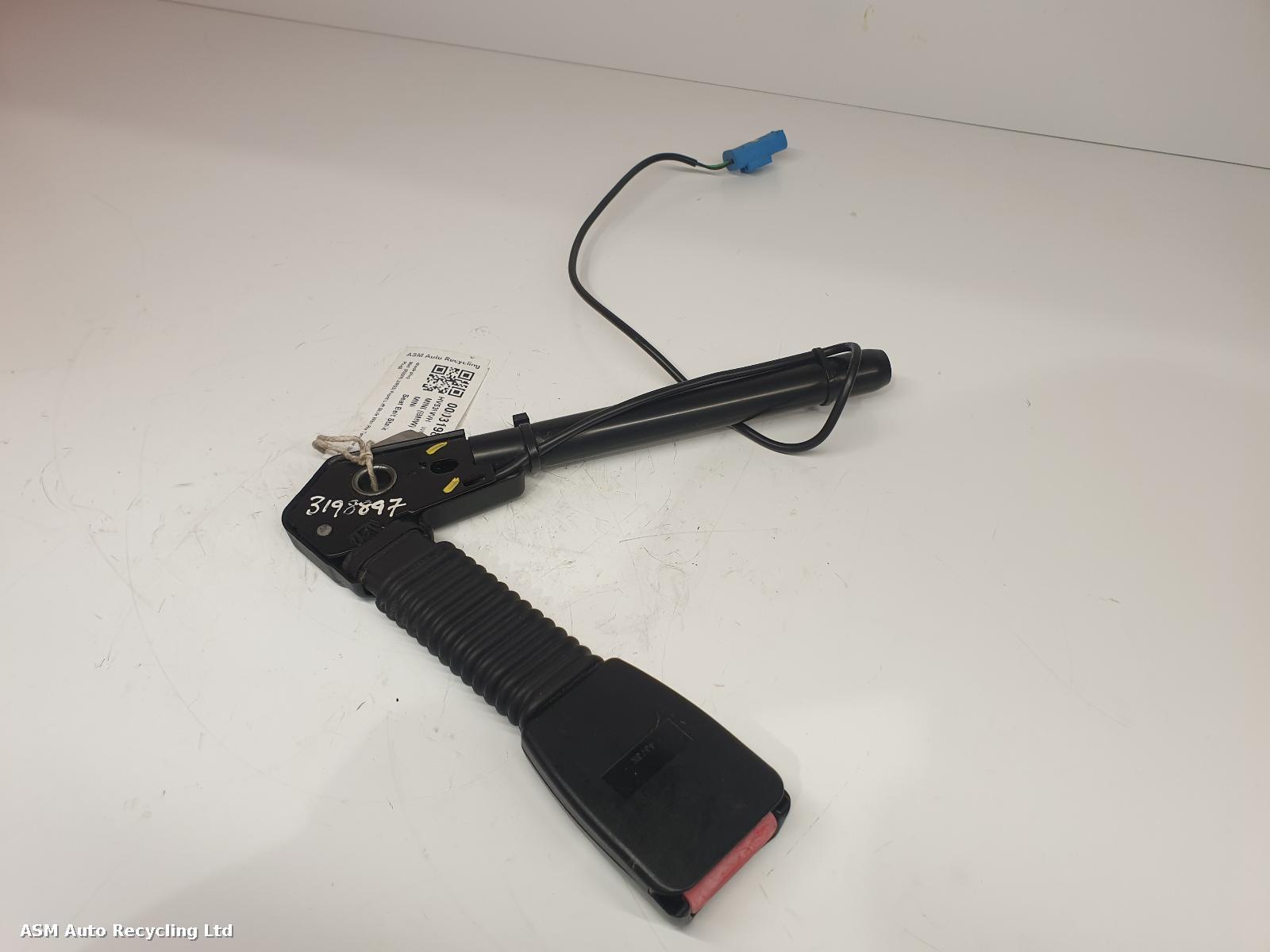 View Auto part Seat Belt Mini (bmw) Mini 2003