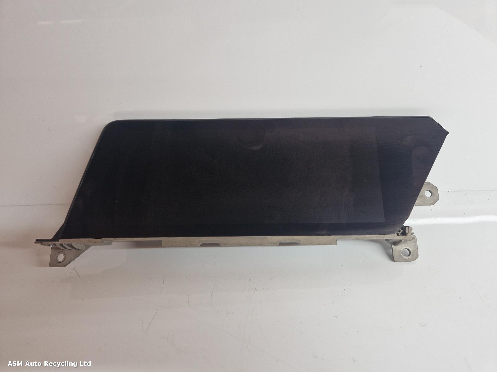 View Auto part Radio Display Bmw 1 Series 2022