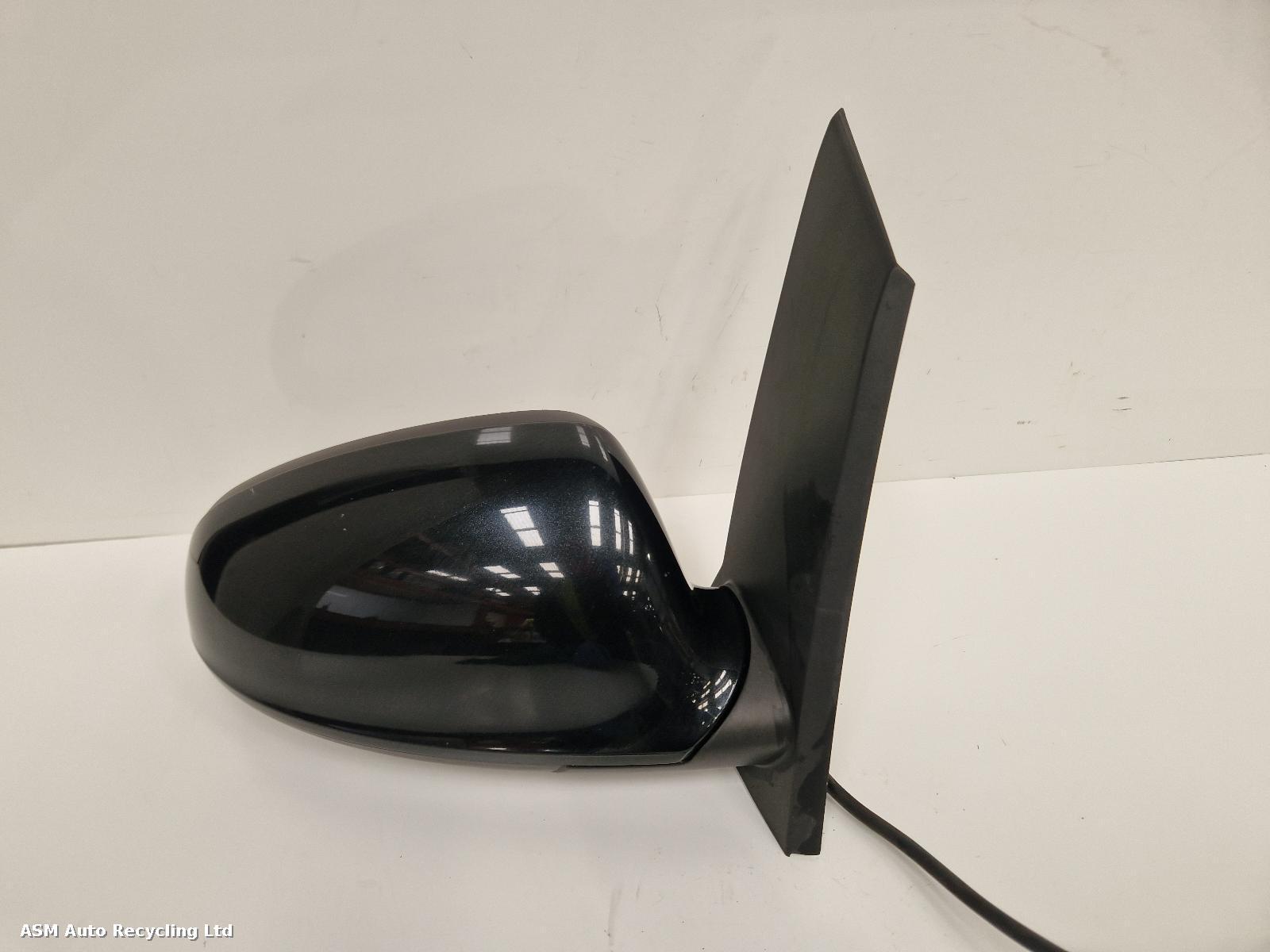 View Auto part R Door Mirror Vauxhall Astra 2013
