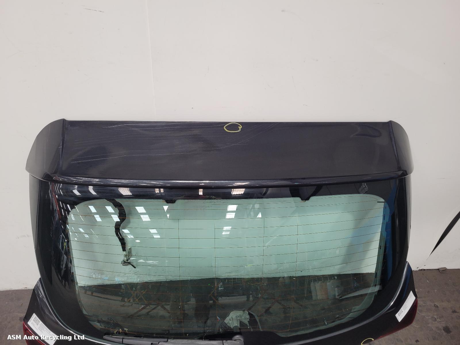View Auto part Bootlid/Tailgate Vauxhall Astra 2013