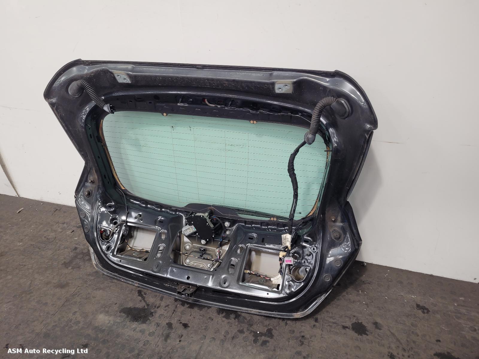 View Auto part Bootlid/Tailgate Vauxhall Astra 2013