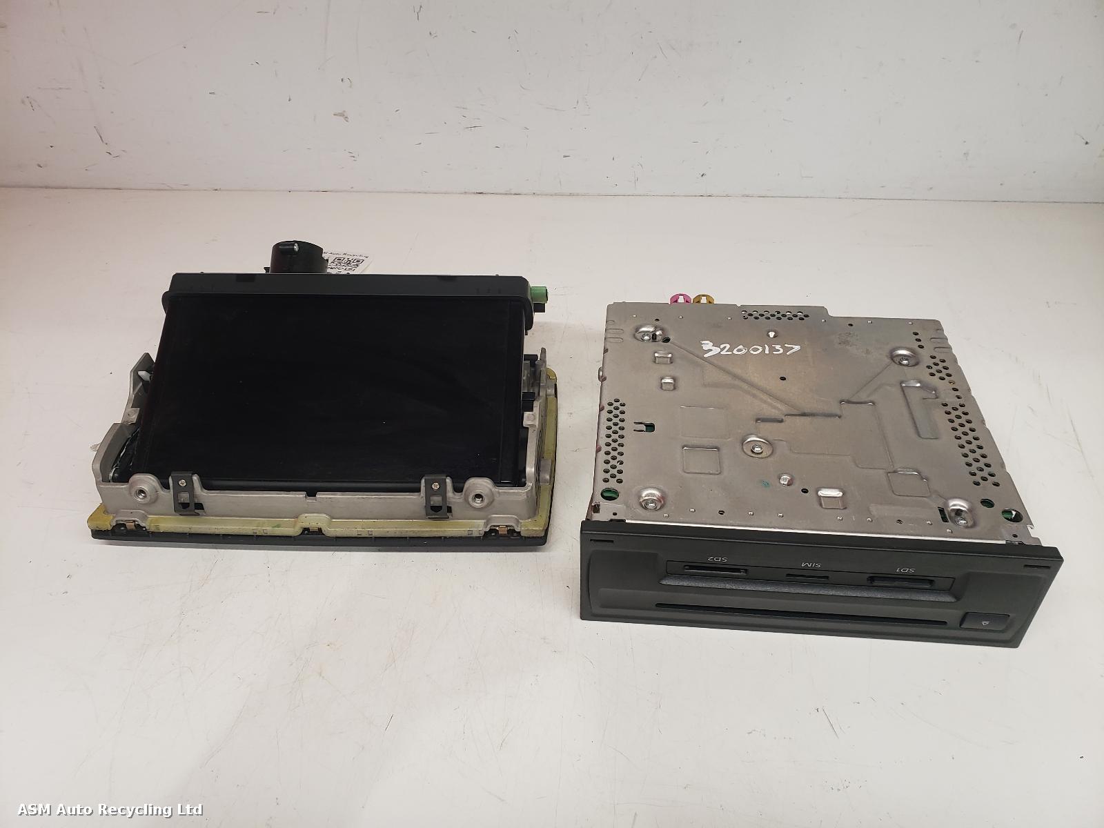 View Auto part Radio Display Audi A3 2017