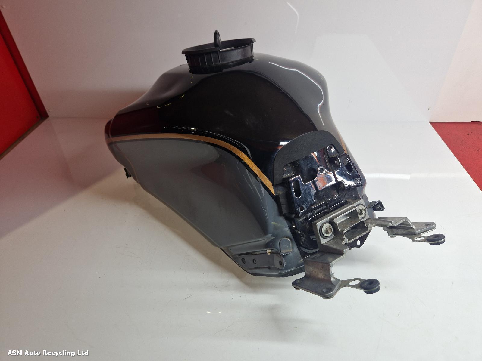 View Auto part Fuel Tank Yamaha Tracer 9 Gt 2023