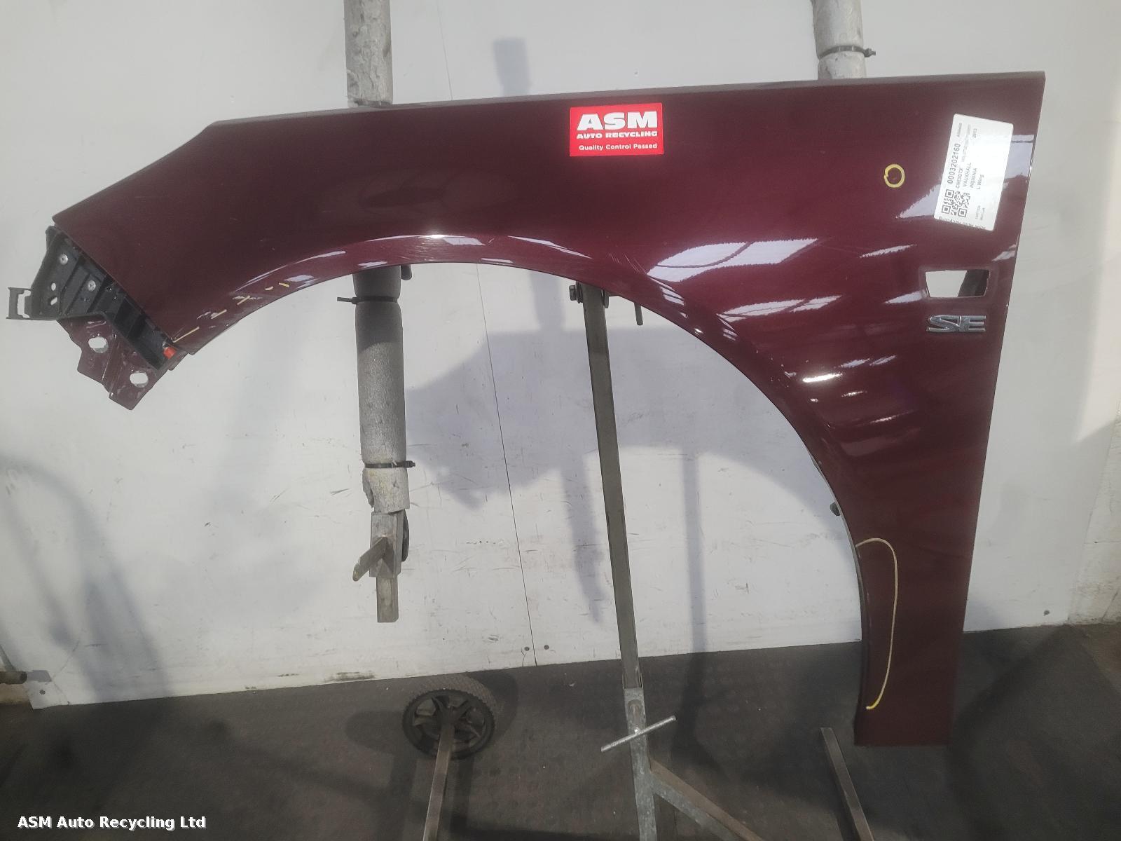 View Auto part L Wing Vauxhall Insignia 2013